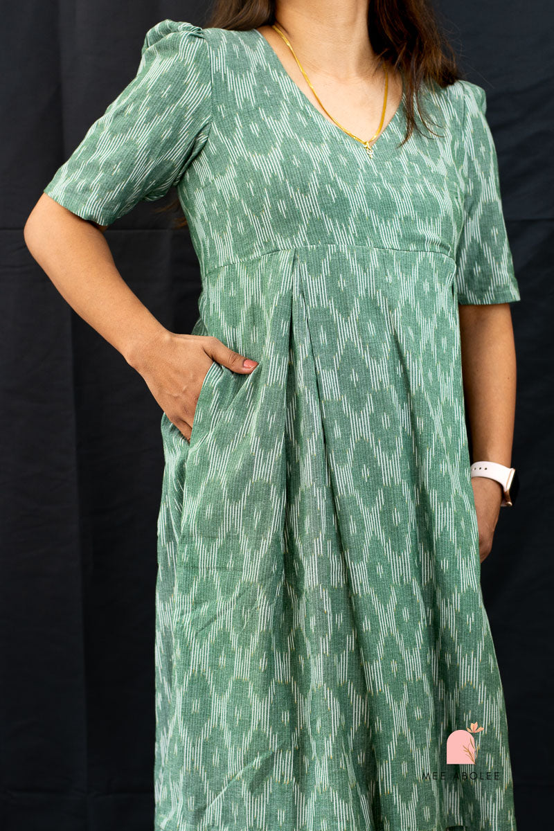 Raashi Semi-Casual Midi Dress in Sage