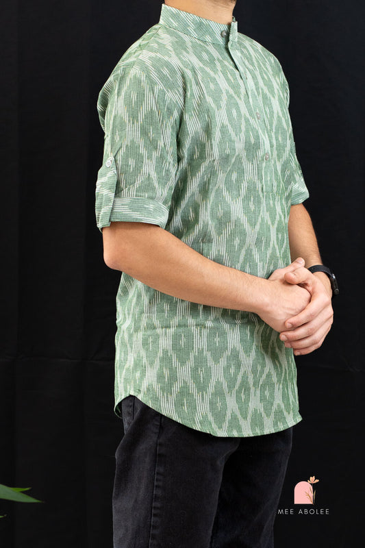 Ojal Half Sleeves Shirt with Mandarin Collar in Sage
