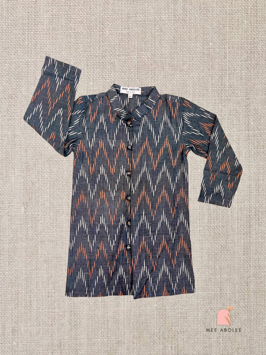 "Jai" Long Sleeves Kurta in Cloud Chevron